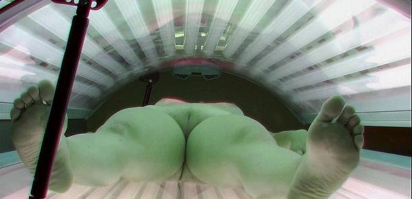  Shaved Young Tight Pussy Cought in Solarium